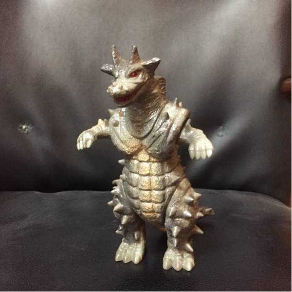 ポピーキングザウルス ウルトラマン80怪獣 タブラ