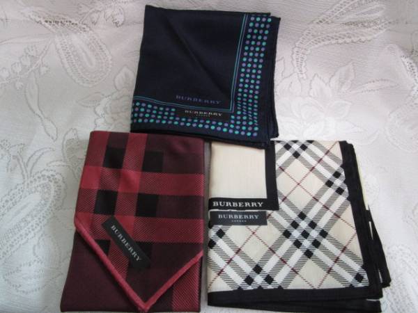 バーバリーのハンカチ３枚セット