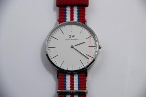 新品ダニエルウェリントン 0212DW 40mm/クォーツ式腕時計