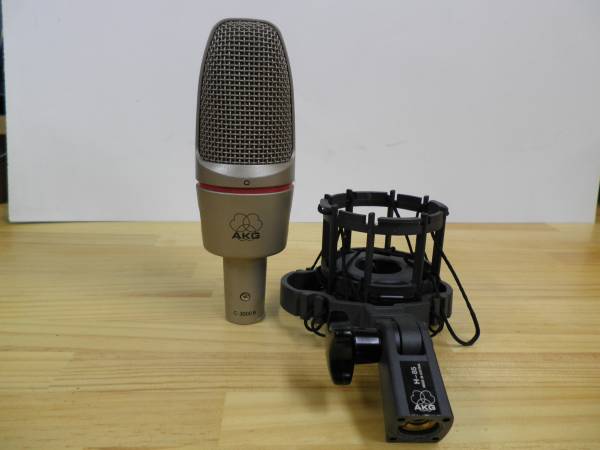 ＡＫＧ　Ｃ300Ｂコンデンサーマイクロホン