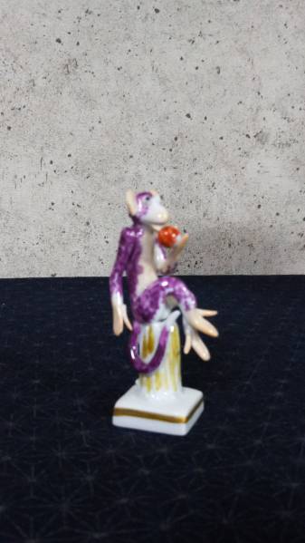 おとぎや】 マイセン ミニ 干支人形 猿 中古品 箱あり Meissen ミニ
