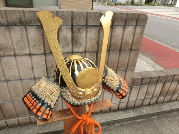 等身大 | 甲冑 等身大甲冑 Yahoo!オークション 7ー 鉄地黒塗 臑当 ＞