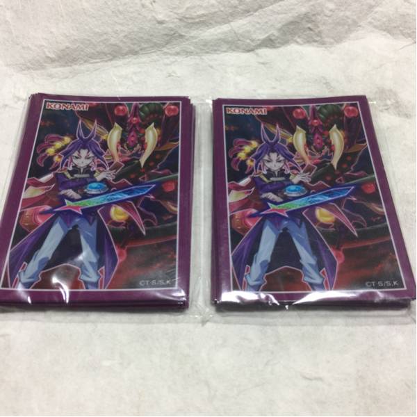 【完全版】遊戯王　捕食植物　デッキパーツ　ユーリスリーブ未開封品×3 遊戯王の日 ユーリ スリーブ 40枚 新品未開封 捕食植物 デッキに