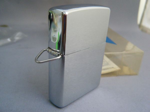 ジッポー　＃２００　ヒンジ違い　２０００年製