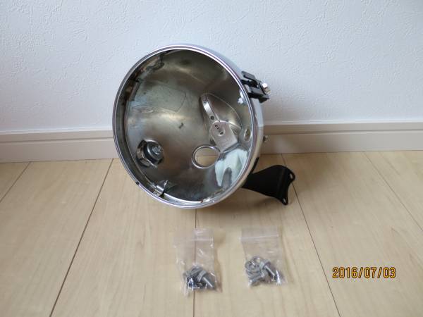 W400 W650 W800 ヘッドライトガード 社外品 696 W650 W800 W400 フリマ Yahoo INADOME 部品屋K&W W650/400 4incバードゲージヘッドライト 内容 ボディーのみ K&W バイク