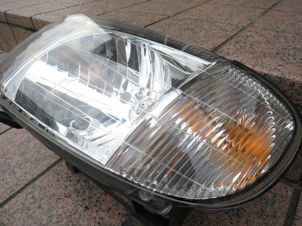 超美品　L700S　ヘッドライト　左　中古品