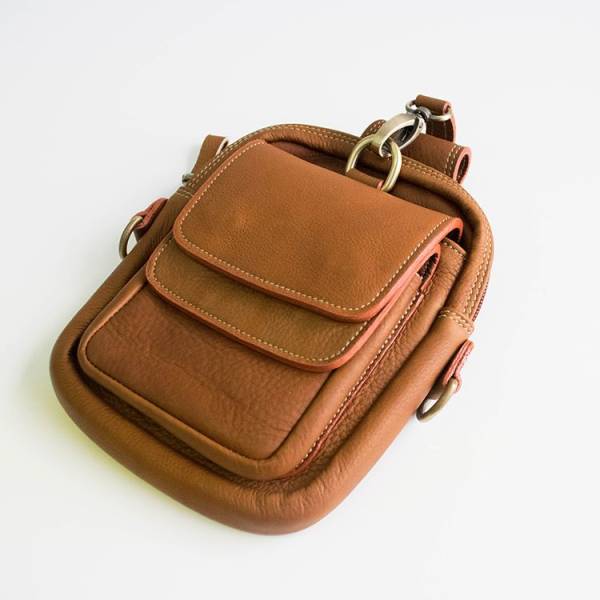 牛革（本革） ヒップバッグ (ブラウン) ☆新品☆