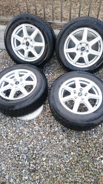 ブリヂストン 15インチ スタッドレス 美品 ステップワゴン等