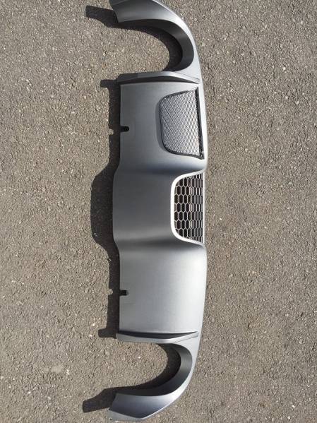 美品!! アバルト500 アバルト695 純正リアディフューザー