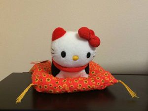 新品・レア◇サンリオ◇ハローキティ◇鈴付◇こまいぬヌイグルミ(食玩 