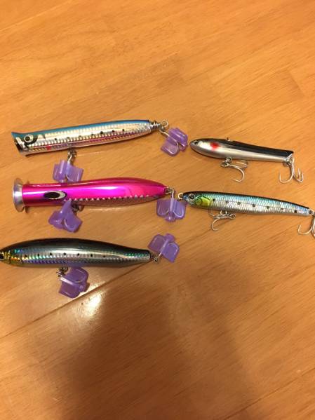 (中古)ミノーセット 16個　シーバス　青物　フラット　ショアジギング ライトプラッキング ミノー 青物ルアーセット6個 青物ルアー 中古美品