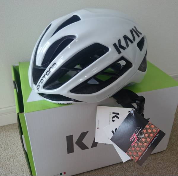 ★新品　KASK PROTONE ホワイト　サイズM