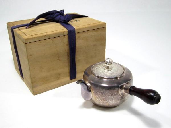 A938　純銀製 急須 137ｇ 共箱 美品