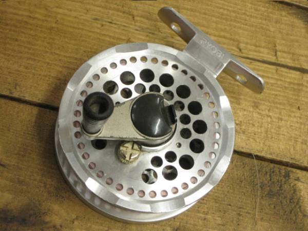 RYOBI リョービ メタロイヤルチヌ606D 倍速 リール