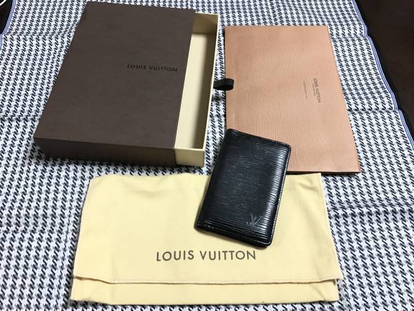 【美品】ルイヴィトン エピ 名刺入れ カードケース おまけ付き