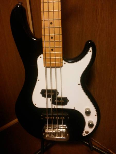 G&L　Tribute　Series　SB-2　(日本製)