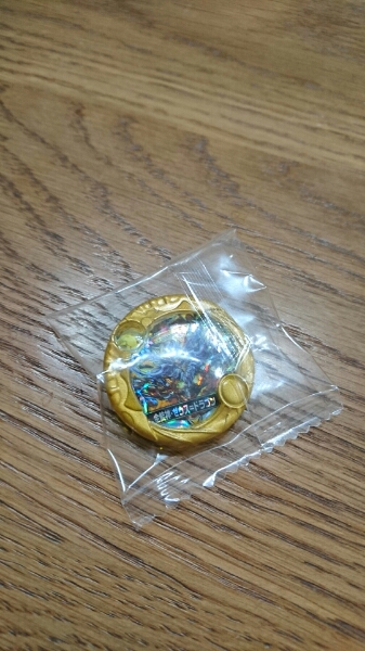 新品未使用パズドラ アーマードロップ 全能神・ゼウス=ドラゴン