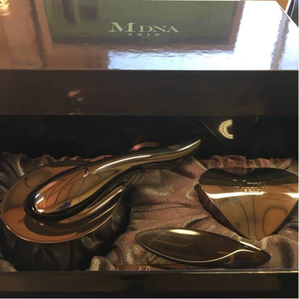 MDNA SKIN スキンリジュビネーター コスメ、スキンケア ビューティー
