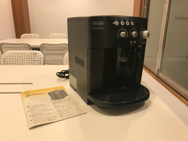 デロンギ マグニフィカ ESAM1000SJ 全自動コーヒーマシン 動作確認済み デロンギ 全自動コーヒーマシーン ESAM1000SJ マグニフィカ コーヒー