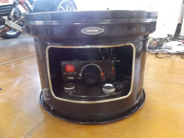 動作品】トヨトミ 石油コンロ HHA-7A 煮炊き用 丸形ストーブ 昭和