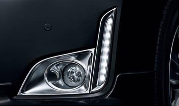 NISSAN 純正デイタイムランプ エルグランド Ｅ52 デイライト エルグランド e52 のパーツレビュー E52 の 店
