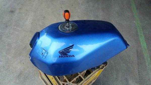 ホンダ NS50F タンク 中古 レストアベースに 売り切り
