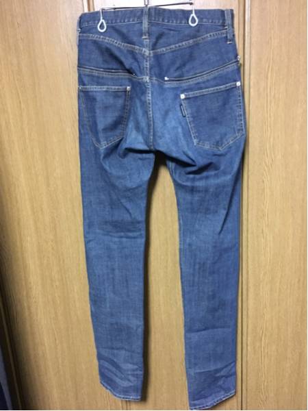 ZUCCA ズッカ 斜めボタン加工ストレッチデニムパンツ M