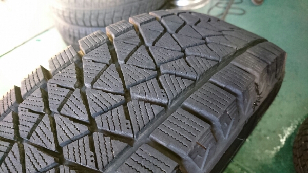 175/80R15 Z キックス パジェロ ミニ テリオス バリ山 2014製造