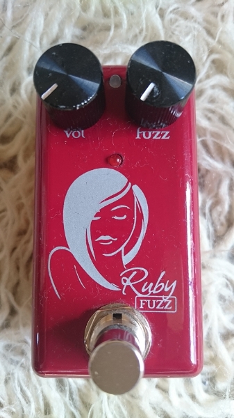 Red Witch Ruby Fuzz レッドウィッチ ルビーファズ