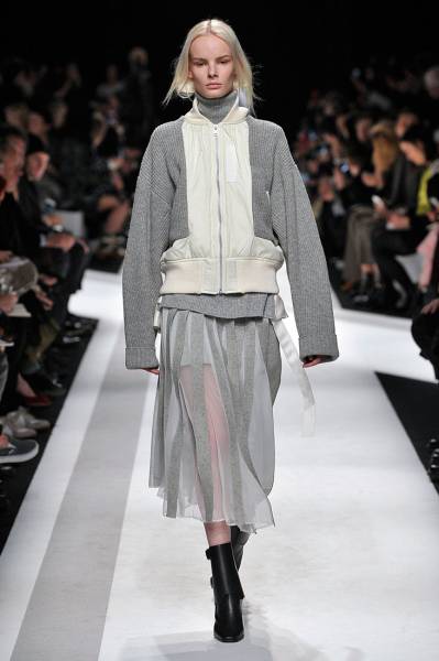 【ほぼ未使用】サカイ sacai プリーツキュロット ブラック サイズ1 即決！sacai サカイ☆新品☆プリーツキュロット ＊ ブランド別 サカイ