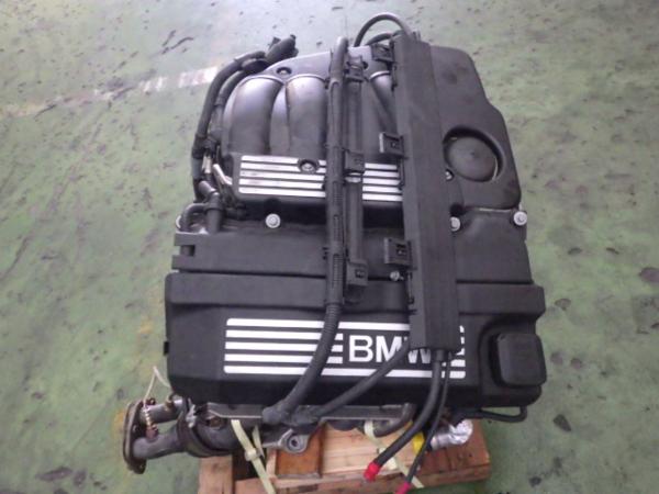 BMW320i[E90前期]N46B20Bエンジン本体補機類エキマニ付