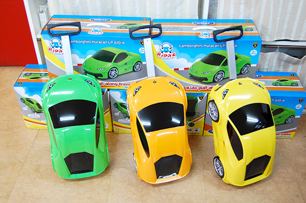 子供用 車型 スーツケース ランボルギーニ ウラカン (オレンジ)