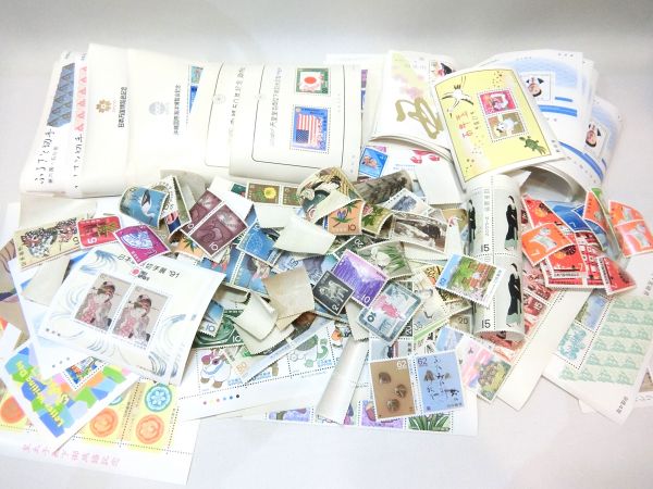 1円～未使用 切手まとめて 額面20，500円以上 記念切手 お年玉切手 小型シート バラ