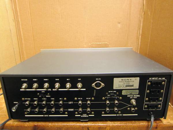かなり程度の良い往年の名機 SONY TA-2000 プリアンプ 美品・動作品