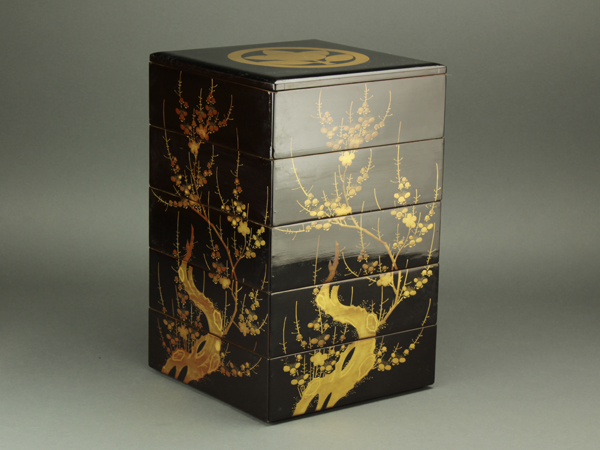 重箱 | 五段重箱 輪島塗の塗師屋 3,300,000円（税込） 四季草花蒔絵 日本製