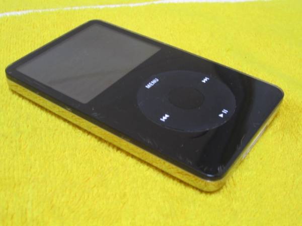 iPod classic 第５世代　３０ＧＢ　基本動作確認済み　送料一律４００円