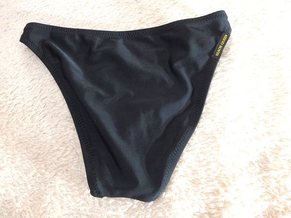 ★BeachQueenの光沢ブラックでシンプルセクシーなスポーツビキニ水着ボトム/ビキニパンツ/ビキニショーツ【送料164円】_2