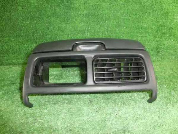 インプレッサ GC8/GF8/GF2/SF5 センターポケット 小物入れ 部品