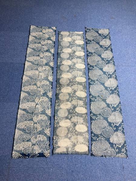 【餅花】擦れ味の良い型染め３種類３巾　藍染古布