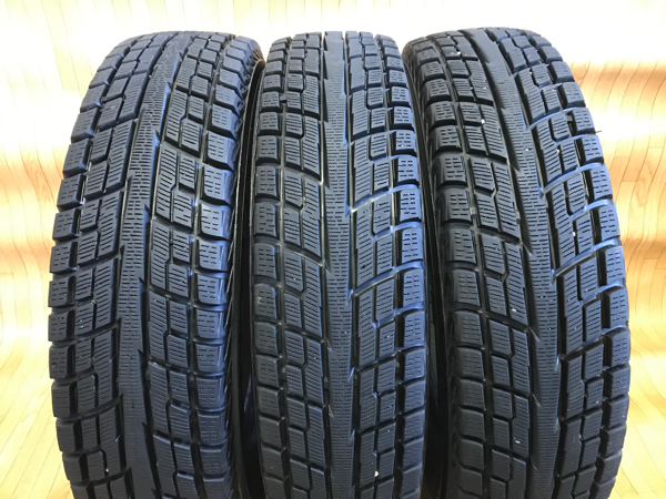 YOKOHAMA ecos 175/70R14 ２本セット バリ山バリ溝！極上品 YOKOHAMA ecos 175/70R14 2本セット バリ山バリ溝！極上品