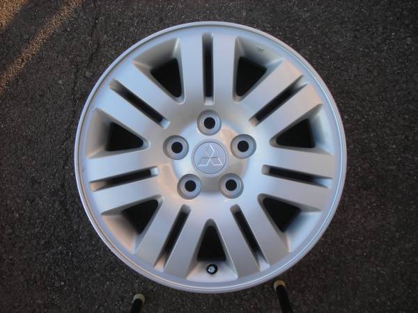 中古タイヤ＆ホイール4本セット 215⁄60R16 三菱エアトレックホイール 