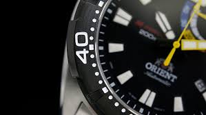 最新オリエントORIeNTエムフォース200mスキューバ潜水腕時計 黒