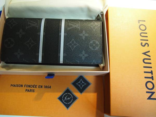 LOUIS VUITTON × fragment design 財布 ポルトフォイユ プラザ モノグラム ルイヴィトン フラグメント 藤原ヒロシ
