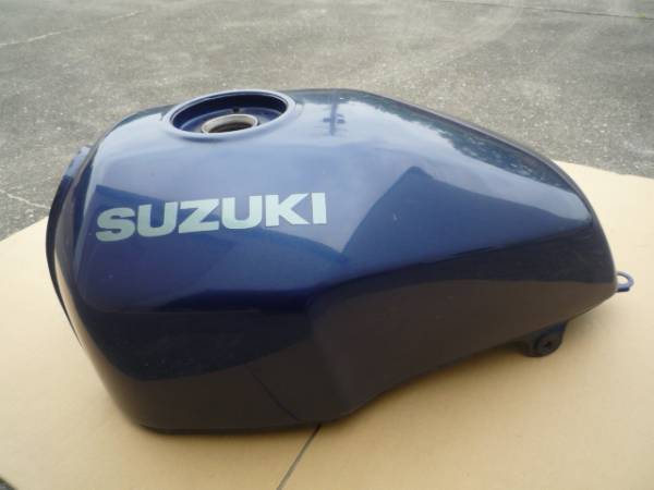 GSX400インパルス GK79A ガソリン タンク 【公式通販】