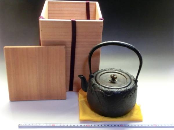○七宝焼 七宝花瓶○ 七宝焼 花瓶 | 行董太田博明 七宝壷 9279の通販はau