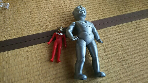 年代物 ウルトラマンソフビ 2体
