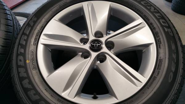 新車外し【中古】60系ハリアー純正アルミホイール17インチ+タイヤ1台分セット　タイヤもほぼ新品 ダンロップグラントレックST30 225/65R17_2