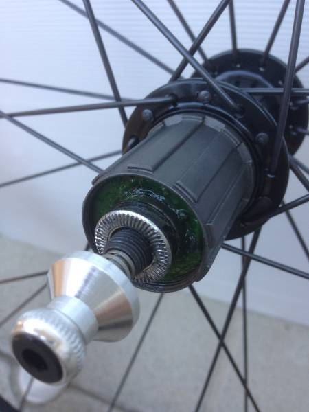 ジャイアント　P-R2 　シマノ 10ｓ　クイック、タイヤ、チューブ付き　_3