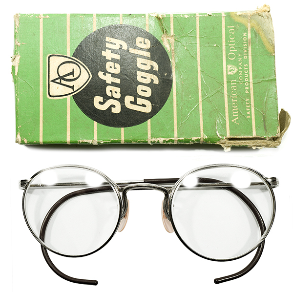 珍仕様DOT彫金version箱付1930s-1940sAOアメリカンオプティカルAMERICAN OPTICAL AOガラスLENS入INDUSTRIAL FUL-VUEヴィンテージ眼鏡 A3675