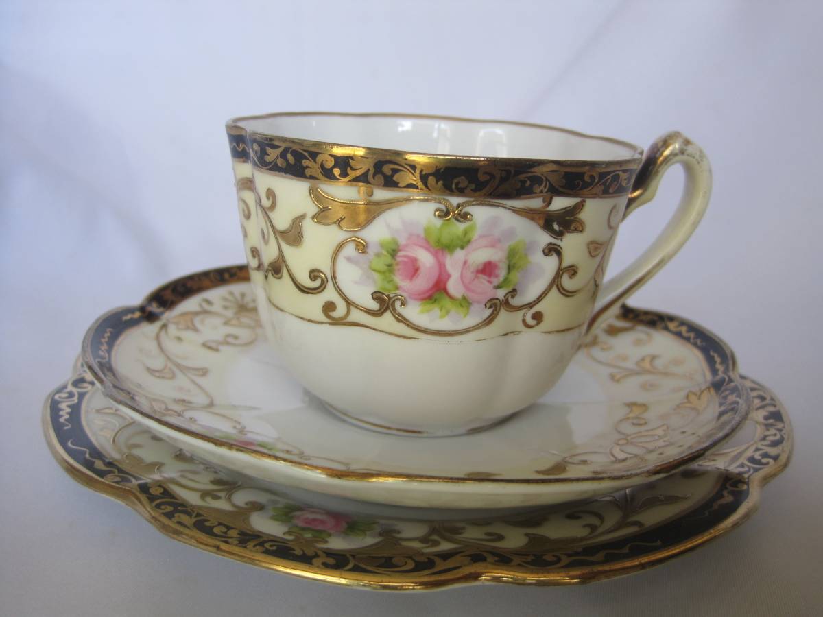 オールドノリタケ・黒帯・ 金盛り・薔薇・トリオ・美品